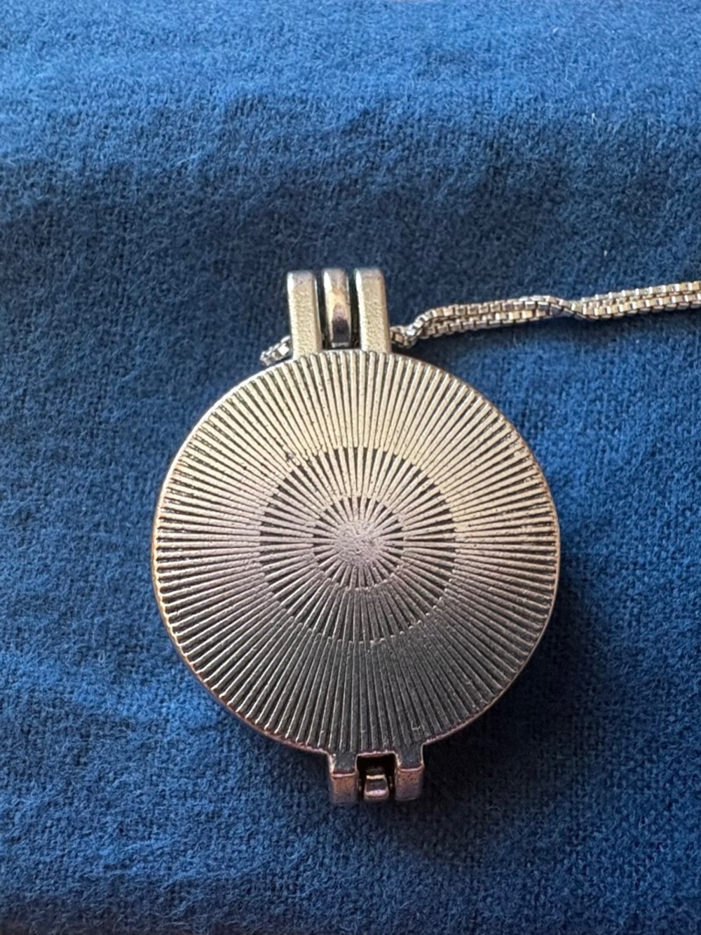 Silver Plated Pendant, Essential Oil Diffuser - Chain Not Included - Picture 2 of 5